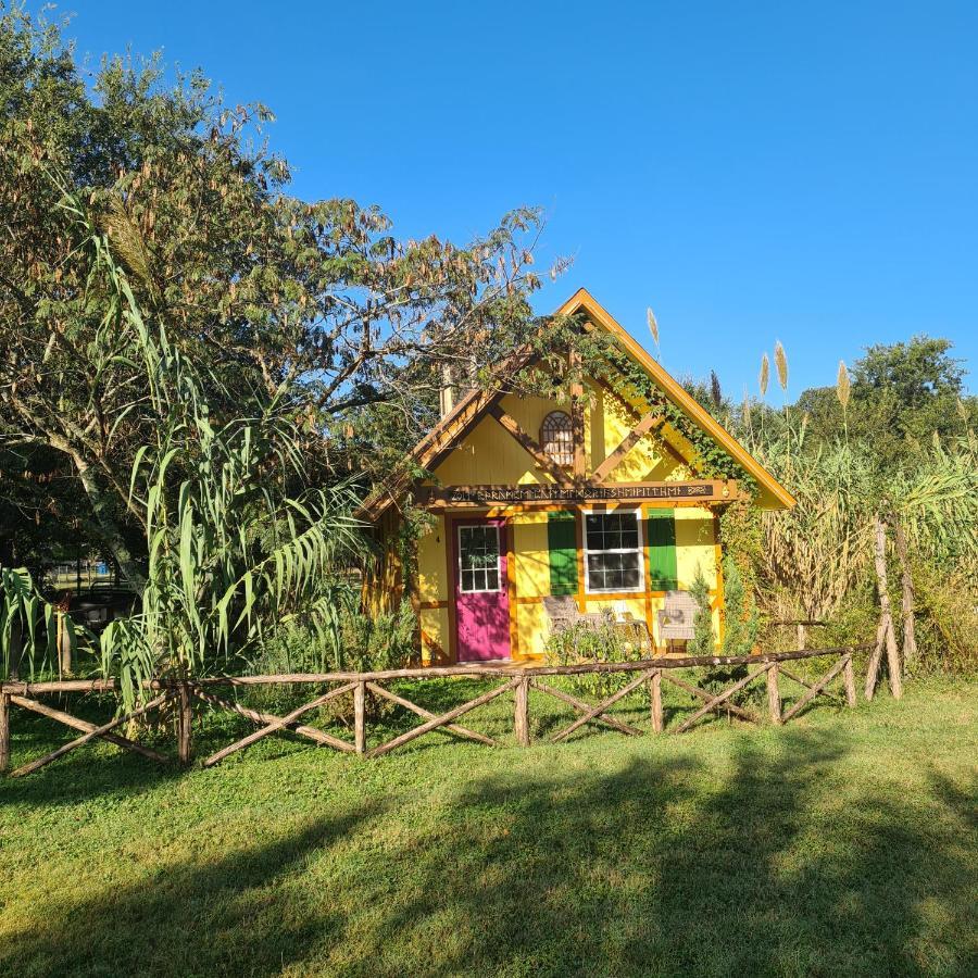 Rarumpelpunzeldornaschenwittchen Bed & Breakfast